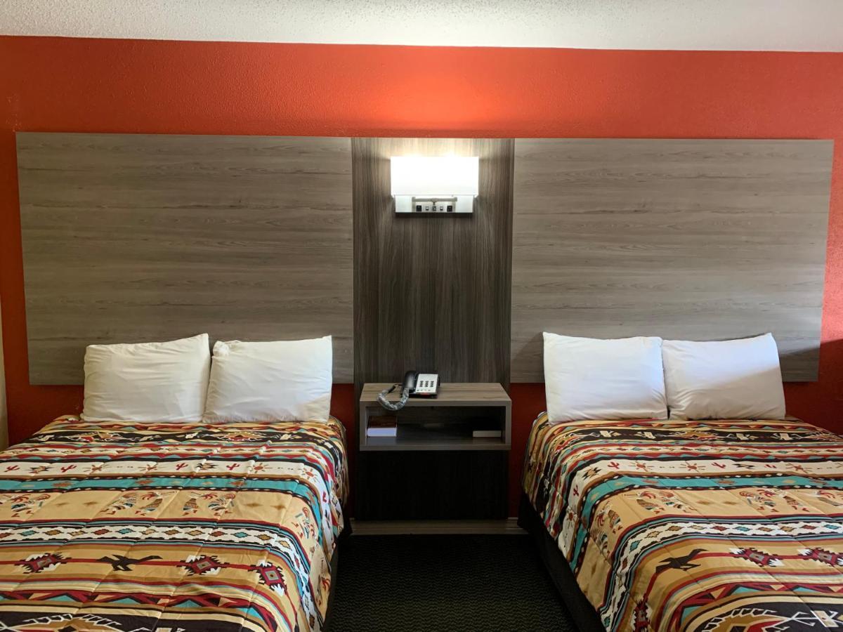 Log Cabin Inn Bay Minette Dış mekan fotoğraf